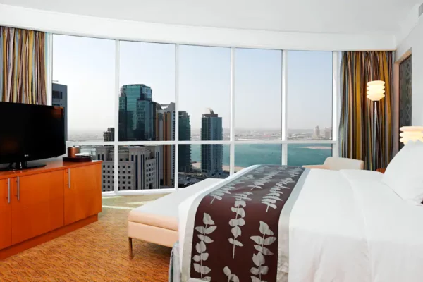 hilton-doha-executive-suite-room-original